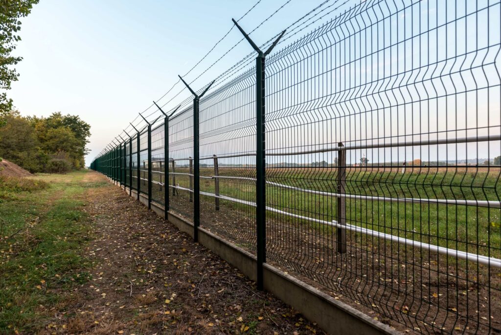 Clearview Fence Prices | A Complete Guide | 0861 Clearview